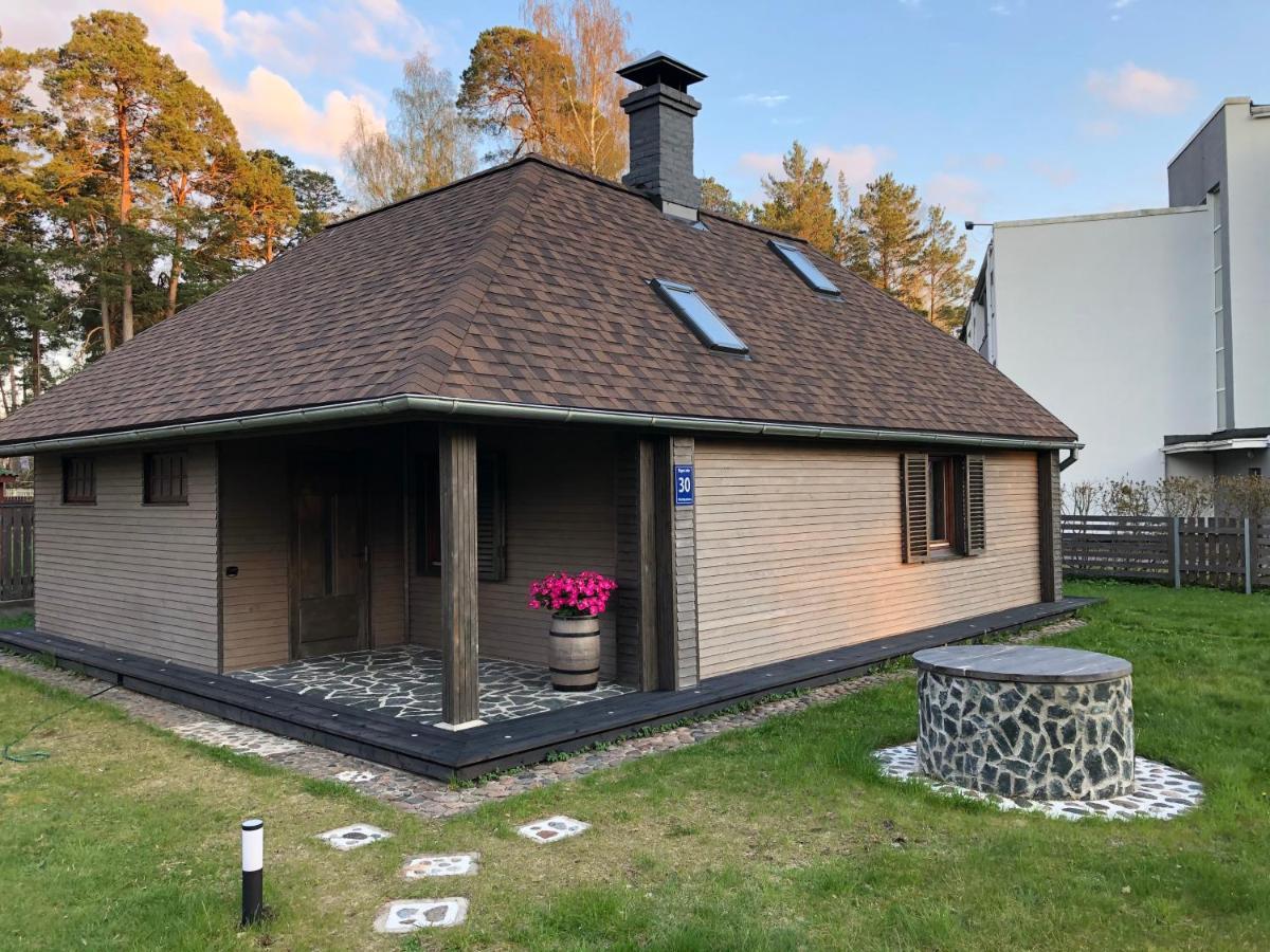 Clockhouse Cottage Saulkrasti Bagian luar foto